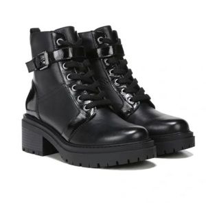 ⚜️ Naturalizer Black Leather water repellent boots 7-1/2